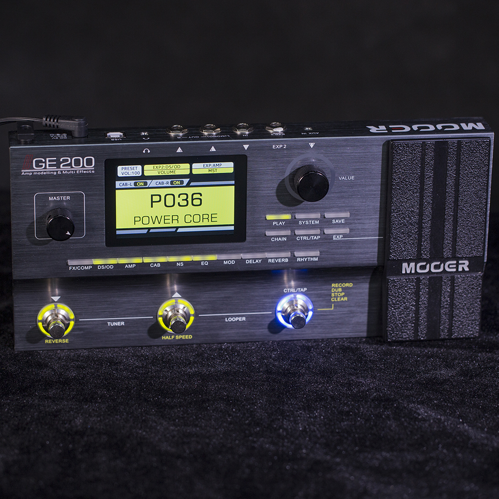 MOOER GE200 Guitar Amp Modelli - Looper Pedal Guitar reseña y precio