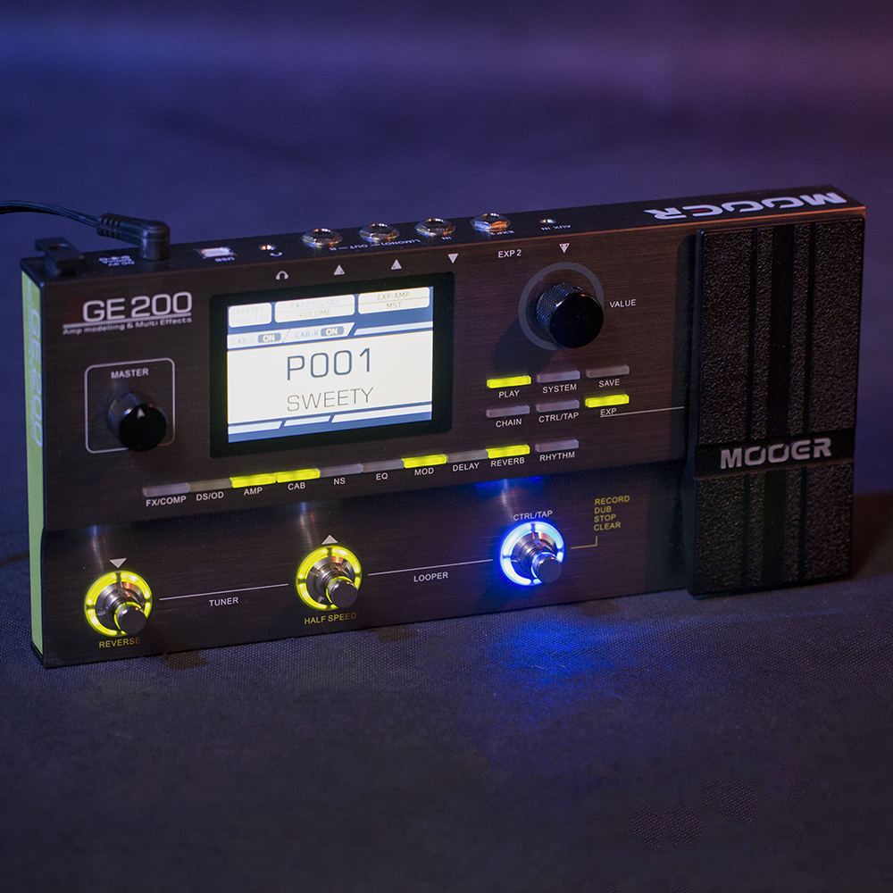 MOOER GE200 Guitar Amp Modelli - Looper Pedal Guitar reseña y precio
